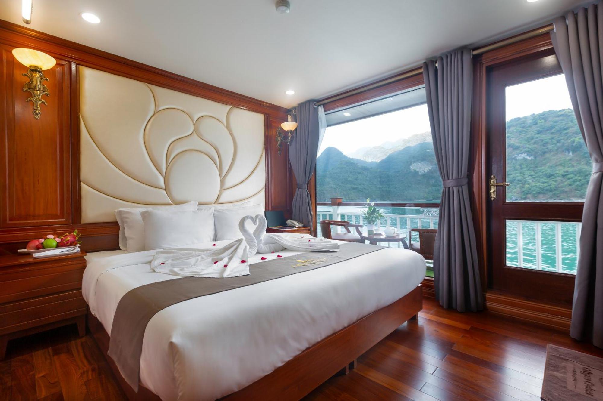 Le Journey Elegance Cruise Hotel Ha Long Buitenkant foto