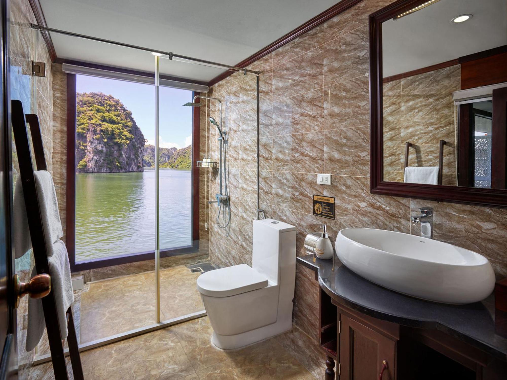Le Journey Elegance Cruise Hotel Ha Long Buitenkant foto