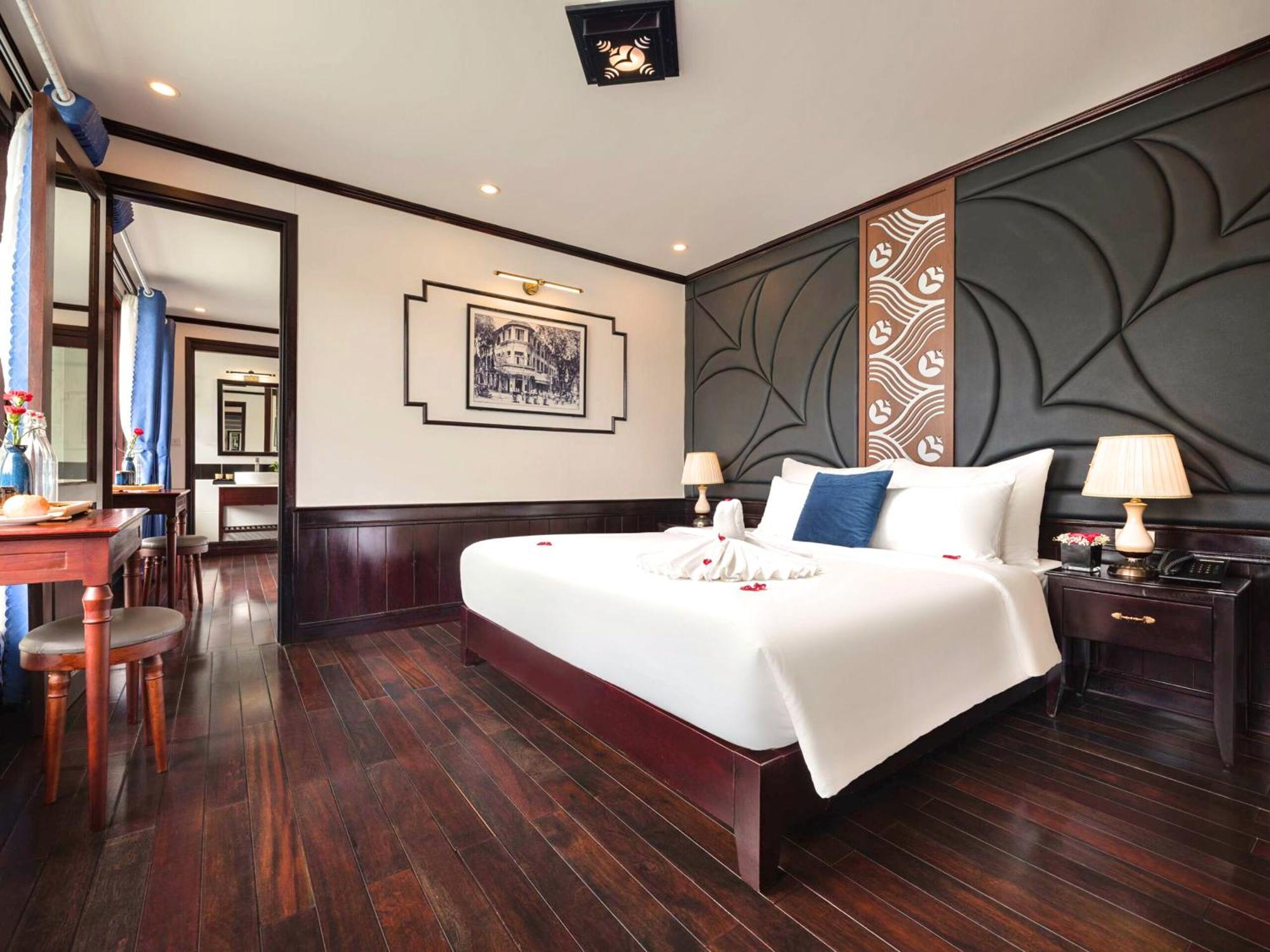 Le Journey Elegance Cruise Hotel Ha Long Buitenkant foto