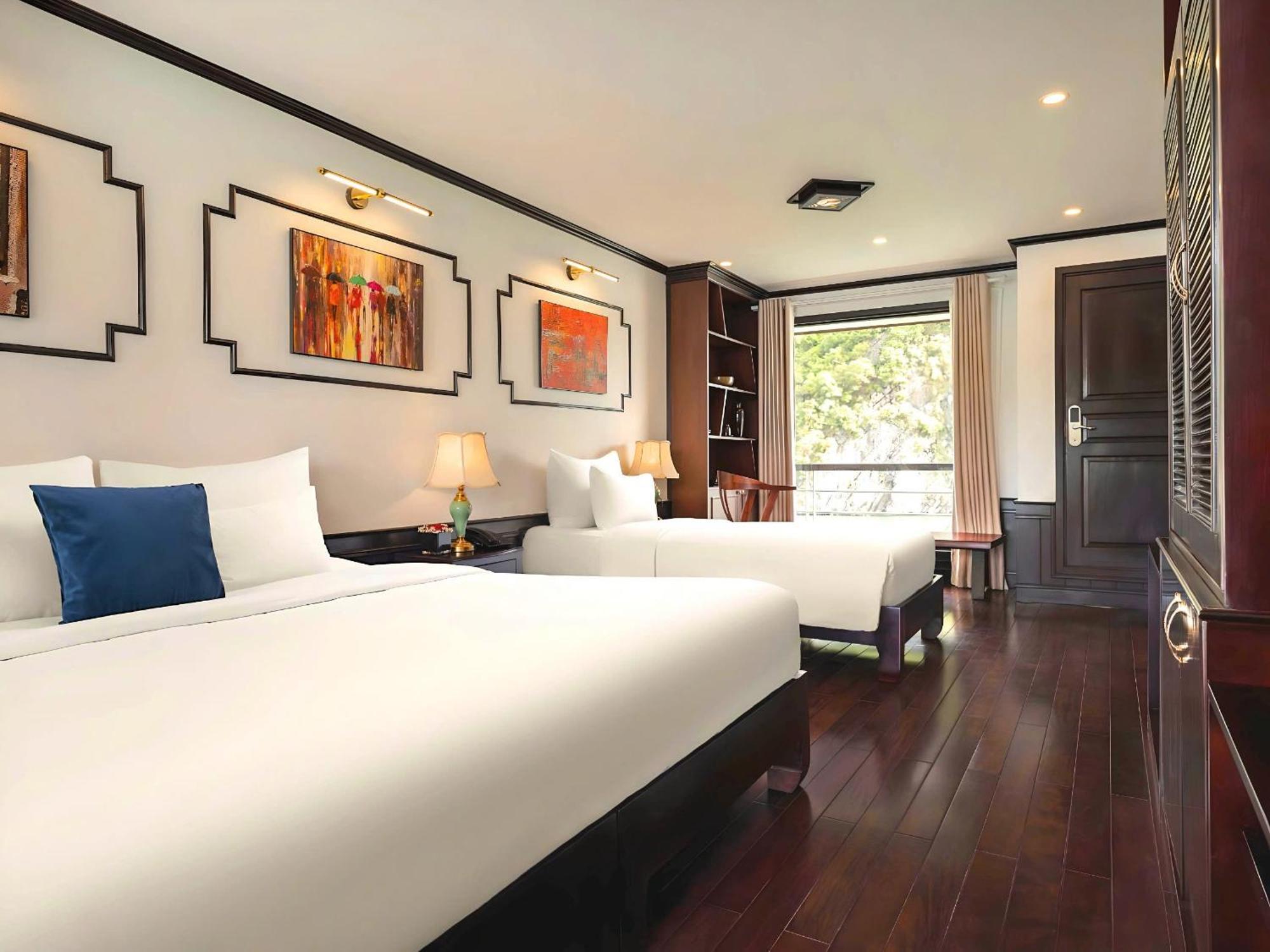Le Journey Elegance Cruise Hotel Ha Long Buitenkant foto